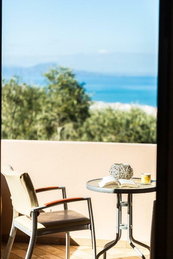 Maroulas Villas Ioanna & Stavros, Private Pools, Bbq & Seaview, By Thinkvilla ภายนอก รูปภาพ